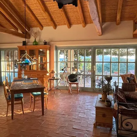 Holiday home Grosse Mit Pool, Rundumblick, Fuer 1 2 Familie