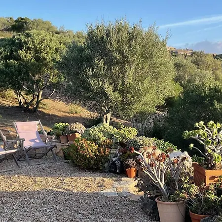 Holiday home Grosse Mit Pool, Rundumblick, Fuer 1 2 Familie *
