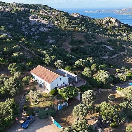 Holiday home Grosse Mit Pool, Rundumblick, Fuer 1 2 Familie